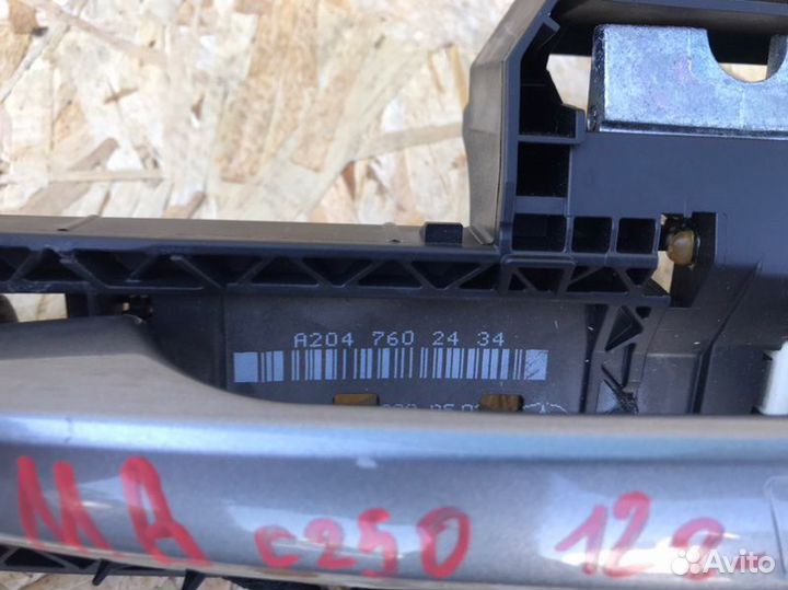 Ручка двери задняя правая Mercedes-Benz C W204 1.8