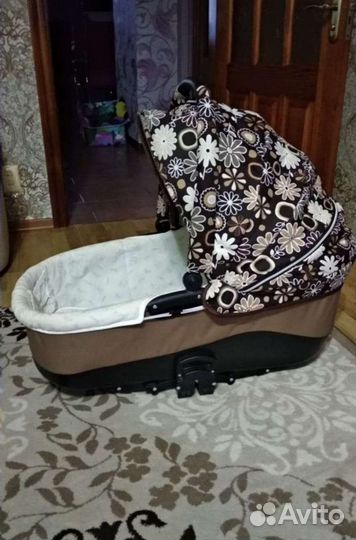 Коляска 2в1. В отличном состоянии