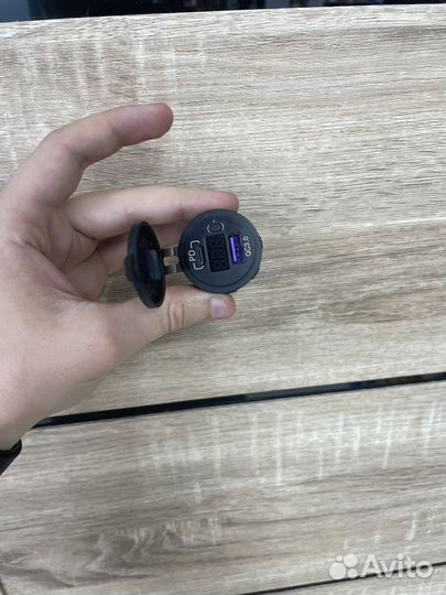 Разъем в USB в авто (врезной) 12-24vv