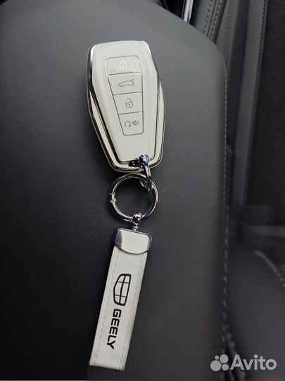Чехол для ключа Geely Coolray Monjaro Emgrand белы