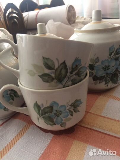 Чайный сервиз фарфоровый и из керамики