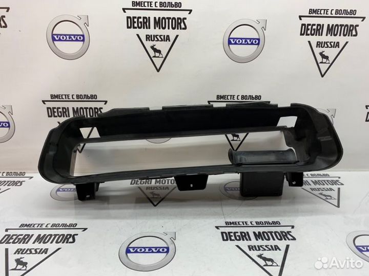 Воздуховод радиатора верхний Volvo C30 C70 V50 S40