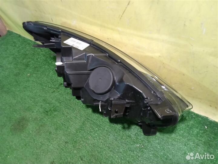 Фара левая Renault Kaptur 2016