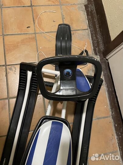 Детский снегокат со спинкой