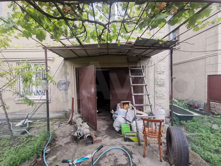 Дом 194 м² на участке 6 сот.