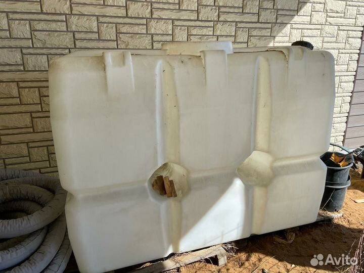 Ёмкость для дизельного топлива 2000 литров