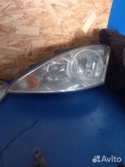 На разбор Форд Фокус 1 универсал, 1,8, механика