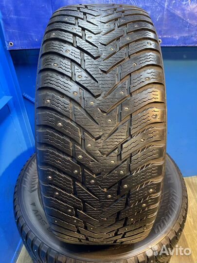 Nokian Tyres Hakkapeliitta 8 SUV 285/60 R18