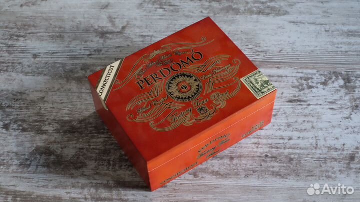 Коробки от сигар, разные