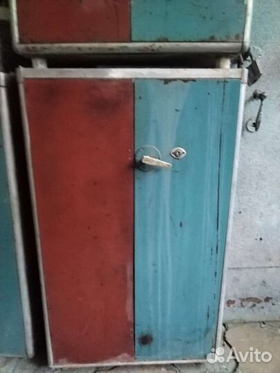Шкаф металлический, сейф