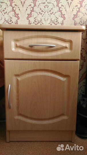 Тумба прикроватная