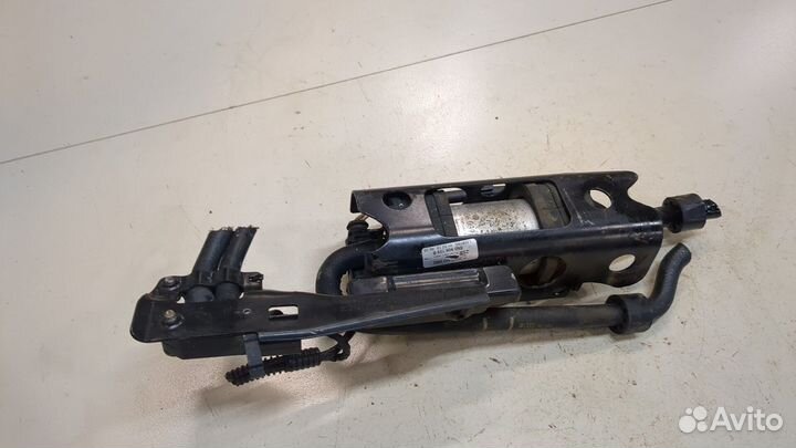 Насос топливный электрический Skoda Yeti, 2015