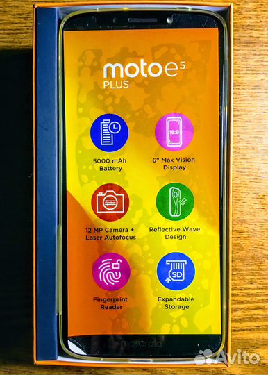 Motorola Moto E5 Plus, 3/32 ГБ