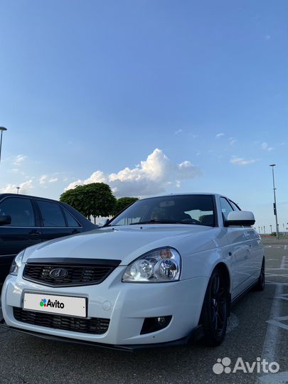 LADA Priora 1.6 МТ, 2011, 9 000 км