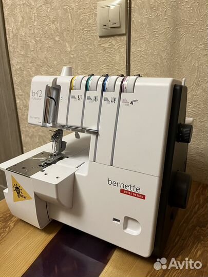 Распошивальная машина bernette b42 funlock