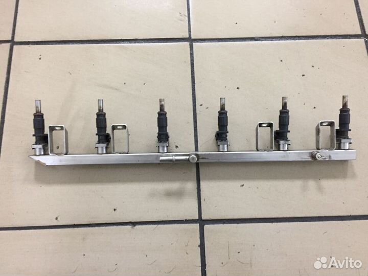 Форсунка топливная рампа BMW 5 E60 рестайлинг