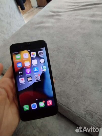 iPhone 7 plus 32/3 gb