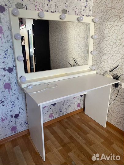 Гримерное зеркало