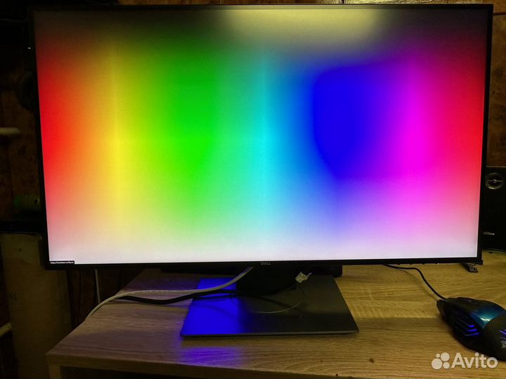 Безрамочный 2K IPS монитор 27