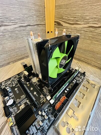 Комплект X99 2011v3 2630lv3 16gb DDR4 Кулер