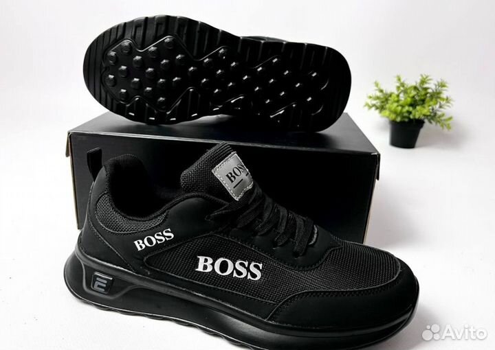 Кроссовки Boss качественные