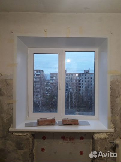 Пластиковые кна новые для офиса и дома