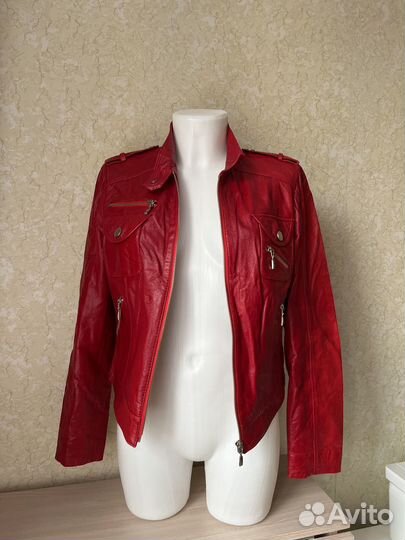 Кожаная куртка 40-42 размер натуральная кожа