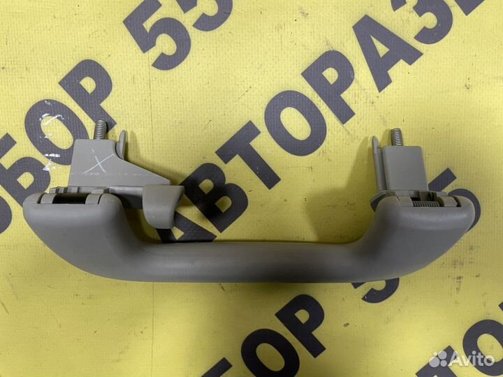 Ручка потолочная Toyota Avensis 2