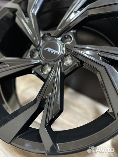 Новые литые диски R19 5-112