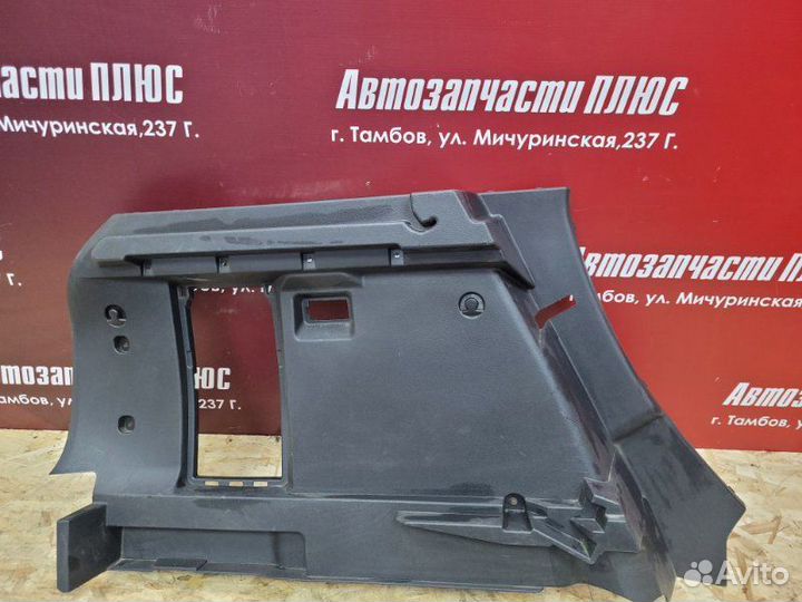 Обшивка багажника левая LADA X-Ray