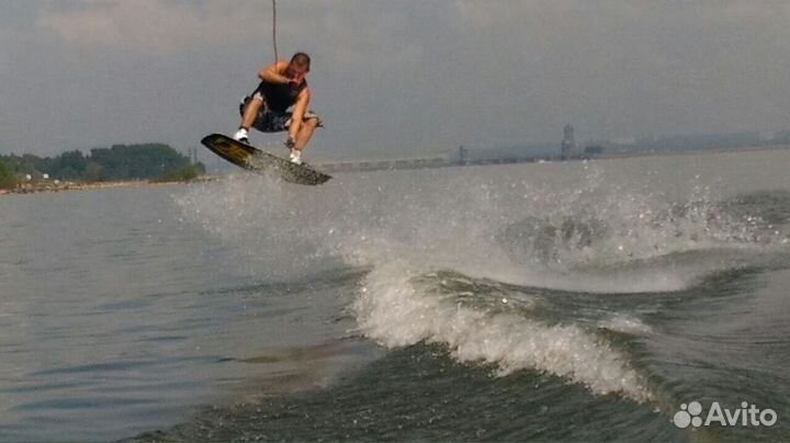 Вейкборд обучение, катание лыжи.Банан,ватружка