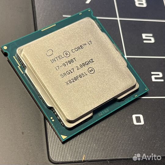 Процессор Intel Core i7-9700T и др