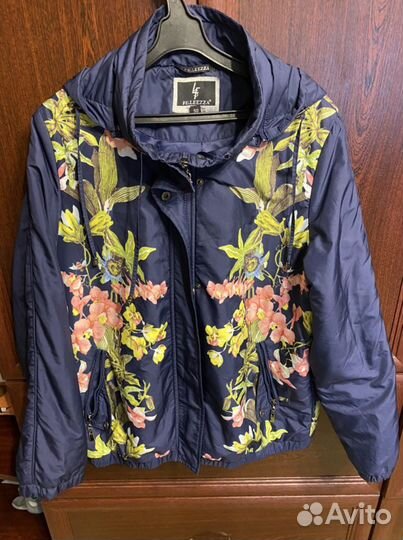 Куртка женская