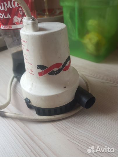 Помпа катерная 12V