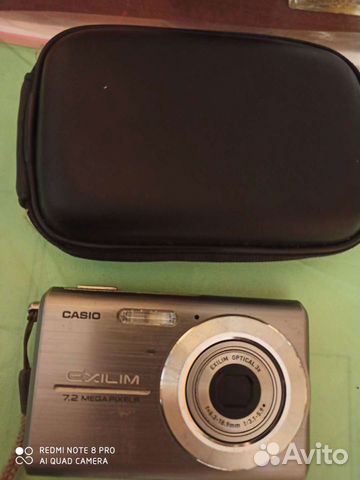 Компактный фотоаппарат