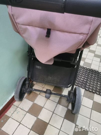 Прогулочная коляска carrello bravo