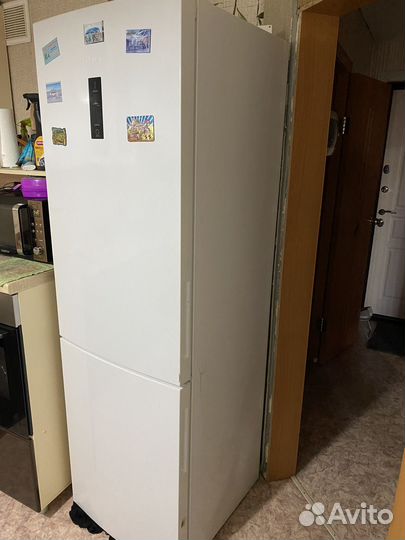 Холодильник бу Haier