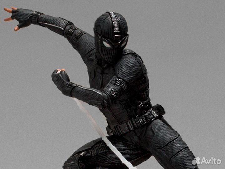 Статуэтка Spider-Man