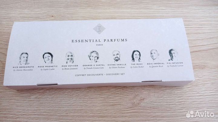 Набор пробников парфюмерной воды essential parfums