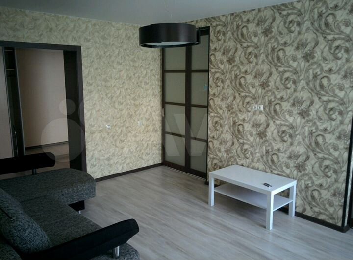 2-к. квартира, 80 м², 1/5 эт.