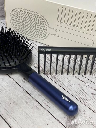 Расческа dyson
