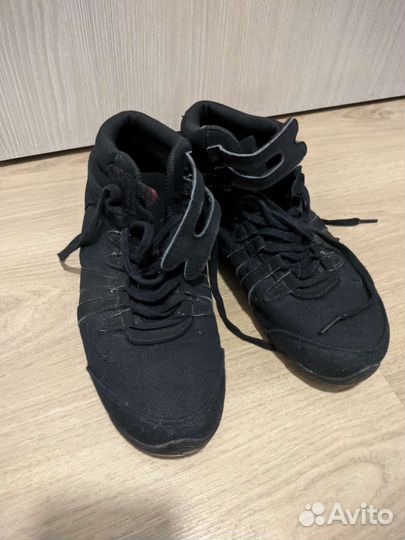 Джазовки Декатлон р-р 39