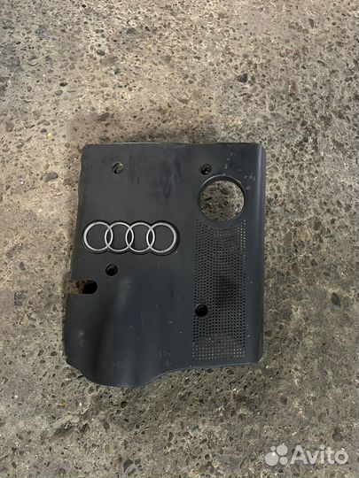 Крышка двигателя декоративная Audi A4 B5