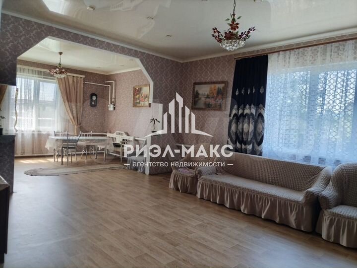 Дом 139,1 м² на участке 12 сот.