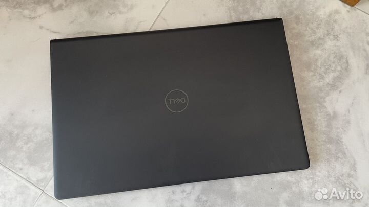 Ноутбук Dell vostro