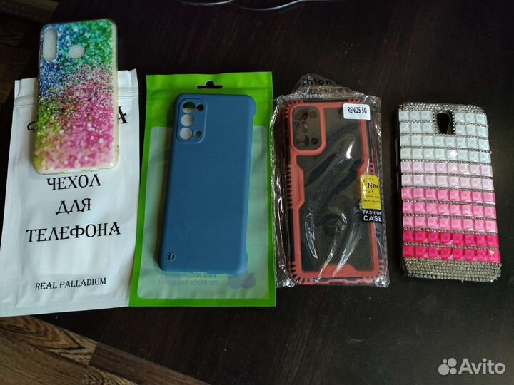 Чехлы на телефон