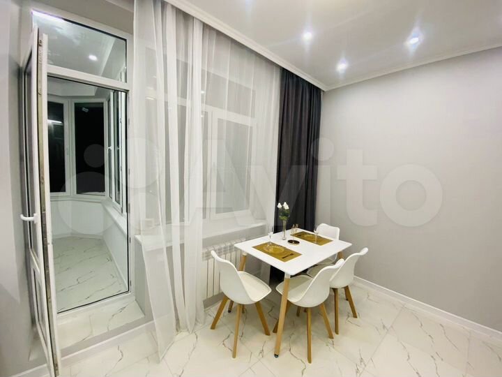 3-к. квартира, 109 м², 12/17 эт.