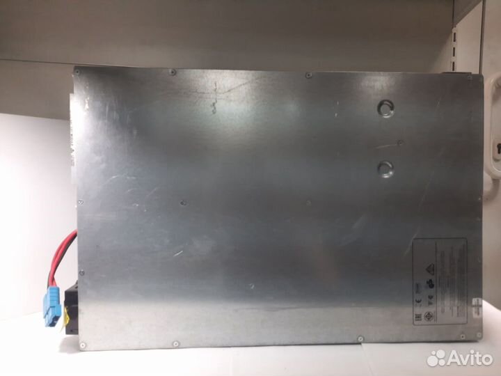 Источник бесперебойного питания APC Smart UPC SUM