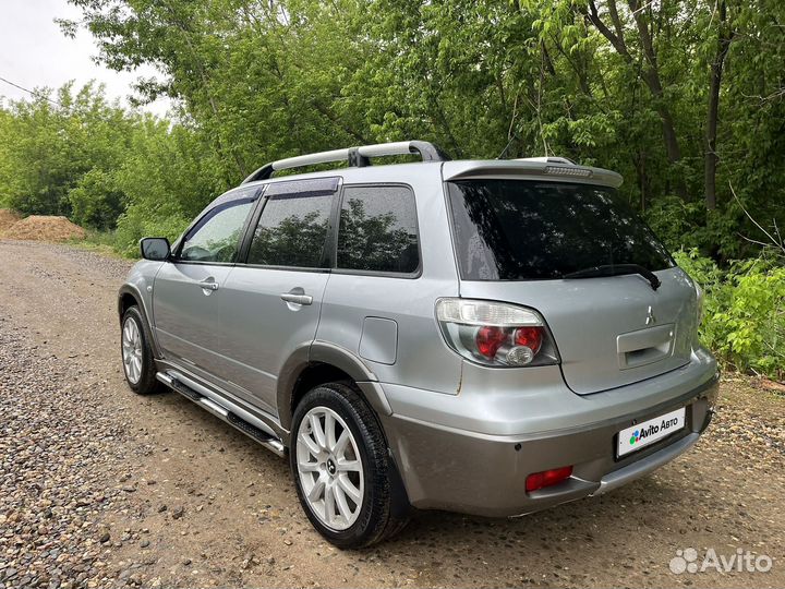 Mitsubishi Outlander 2.4 AT, 2005, 240 000 км