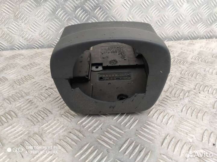 Кожух рулевой колонки VW Passat (B7) 20102015 2.0